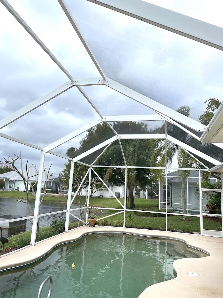 Pool enclosure and screens after professional pool enclosure cleaning in Brevard and Volusia County by Suncoast Softwash.